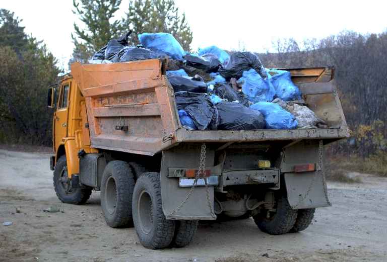 Вывоз бытового мусора недорого по Санкт-Петербургу