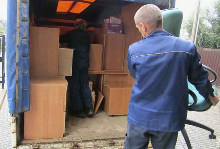 Доставка мебели техника коробки с мелкими вещами из Кронштадта в Печору